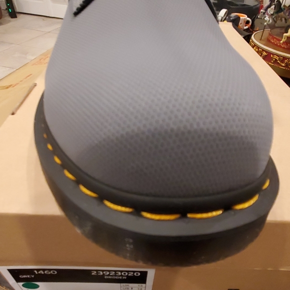 Dr. Martens size 14 - Picture 3 of 7